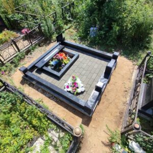 Фотографируем памятник со всех сторон
