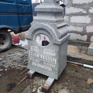 Поколнный крест в храм, расположенный в часе езды от Волгограда