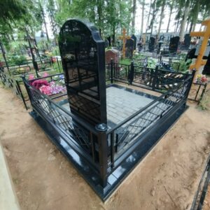 Еще один вид сзади, на котором видно тоже нашу работу, выполненную пару лет назад