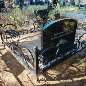 Наконец, ставим саму стелу