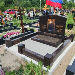 Стела 120х80см с большой фотографией на керамограните